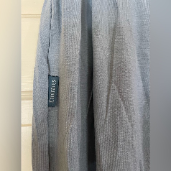 Emirates first class pajama Set Size S/M Luxurious And Soft Loungewear New - Picture 7 of 13